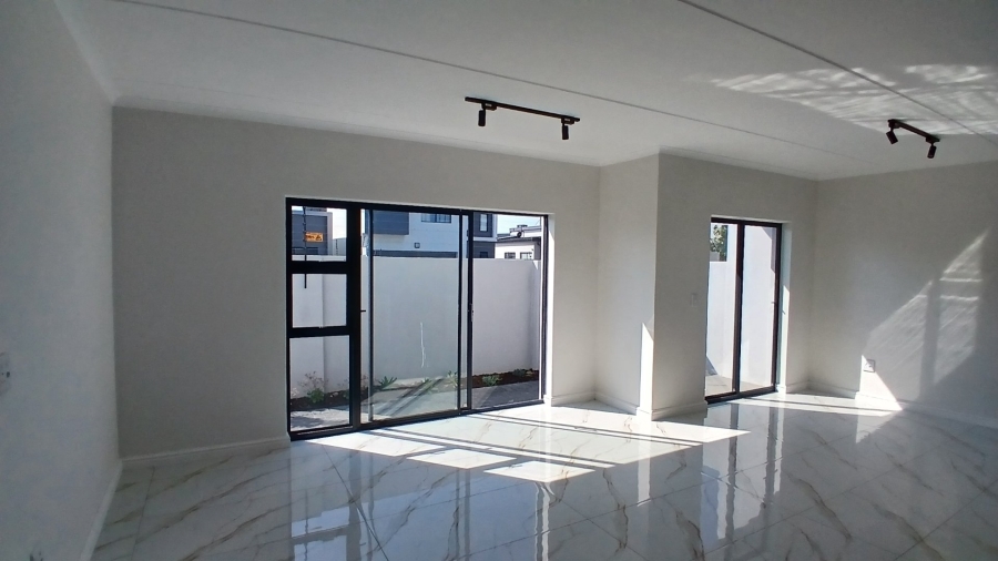 3 Bedroom Property for Sale in Sandown Western Cape